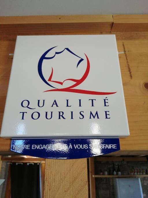 Le Soleil D Eugenie Appartement Dans Residence Avec Piscine Commune Pres De Carcassonne Olonzac Luaran gambar